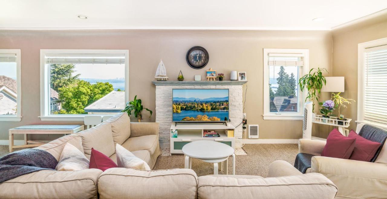 Sunrise On Lake Washington Villa Seattle Exterior foto